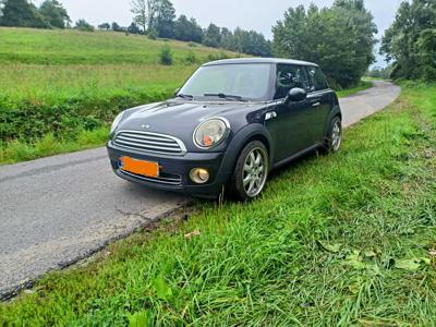 Mini Cooper 1.6 navi