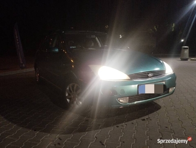 Ford Focus 1.6 benzyna