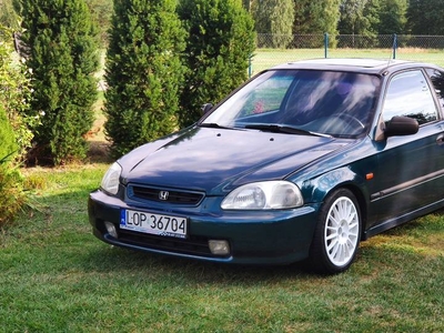 Honda Civic VI Coupe 1.6 Vtec