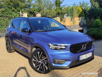 ŚLICZNE Volvo XC40, R-Design, 252KM, 2021r.15800km, Automat,AWD,kamera 360'