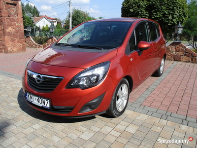 Meriva 1.4Turbo 120KM od kobiety Klima hak kamera cofania