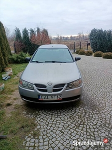 Nissan Almera