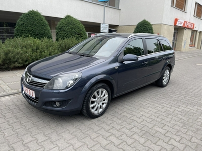 Opel Astra H 1.9 CDTI Cosmo Navi