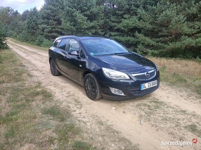 Opel Astra J 1.6 Benzyna 115km Klima Tempomat z Niemiec