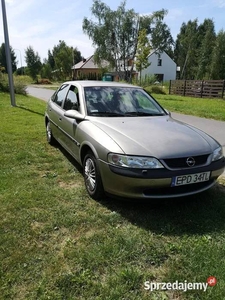 Opel Vectra B 1.8 automat, LPG na 10lat, hak - jeździ, przegląd do 17 paź.