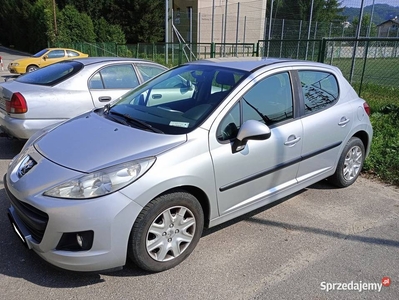 Peugeot 207, benzyna 1,4