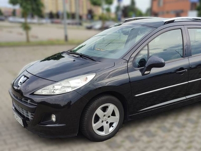 Peugeot 207 SW 2011 rok 1,4l benzyna 95 KM