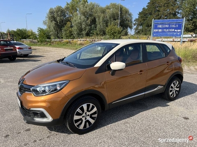 Renault Captur 1.2BENZYNA Klima Ledy Kamera Nawigacja Tempomat AppleCar HAK