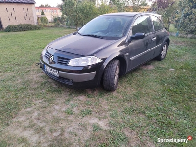 Renault Megane 2 1.6 LPG uszkodzona