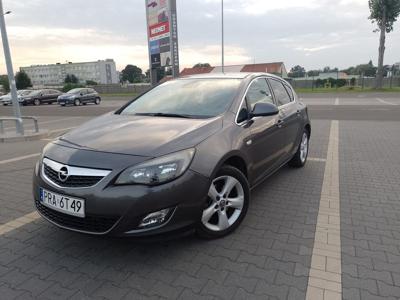 Astra J 2.0 CDTI 195 tyś km