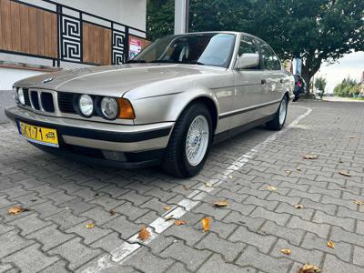 BMW 520 - zabytek- zadbany