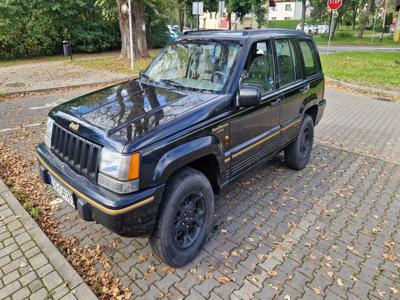 Jeep Grand Cherokee 4.0 z gazem ładny