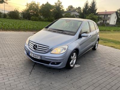 Mercedes-Benz B 180 W 245 2.0 CDI 109 KM