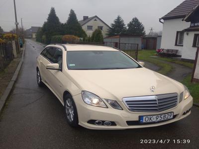 Mercedes-Benz E-Class awarija siĺnika, zamiana