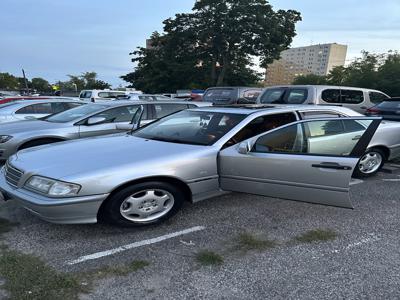 Mercedes-Benz Klasa C W202 Stan bezwypadkowy, bez korozji. Oryginalny lakier