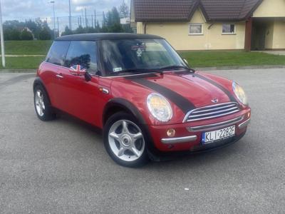 Mini Cooper 1.6 benzyna