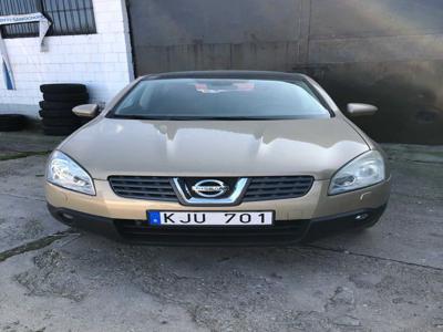 Nissan Qashqai 1.6 benzyna dach panorama