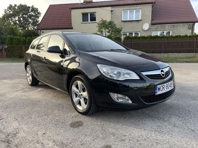 Opel Astra J 2011 1.4 Benzyna Kombi Klima Zarejestrowana
