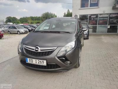 Opel Zafira C 1.4 Turbo Nawigacja ,Xenony Serwis opłacona