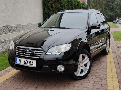 Subaru Outback 4x4 2.5 Benzyna 2009 rok niski przebieg