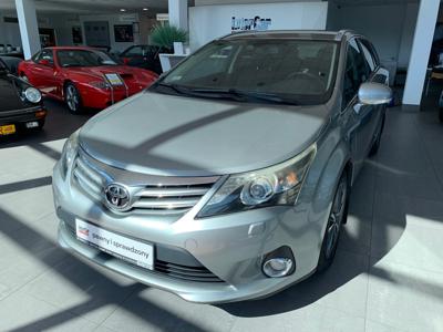 Toyota Avensis III Wagon Facelifting 2.0 D-4D PowerBoost 150KM 2012