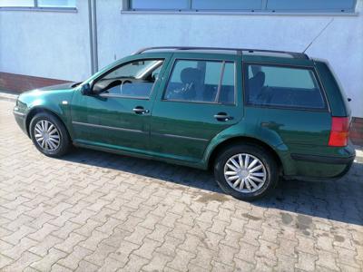 VW Golf 1.6 b gaz sekwe,klima sprawna//Pt 10.24r