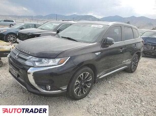 Mitsubishi Outlander 2.0 hybrydowy 2018r. (MAGNA)