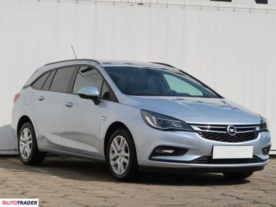 Opel Astra 1.4 123 KM 2017r. (Piaseczno)