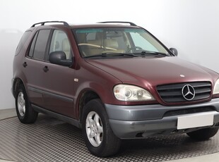 Mercedes-Benz Klasa ML W163 , GAZ, Automat, 7 miejsc, Klima, Tempomat, Parktronic,