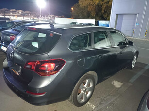 Opel Astra 2011 1.4 T 170433km Sedan