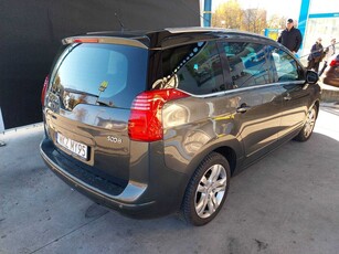 Peugeot 5008 2011 1.6 HDi 301019km Samochody Rodzinne