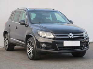 Volkswagen Tiguan , Skóra, Navi, Xenon, Bi-Xenon, Klimatronic, Tempomat,