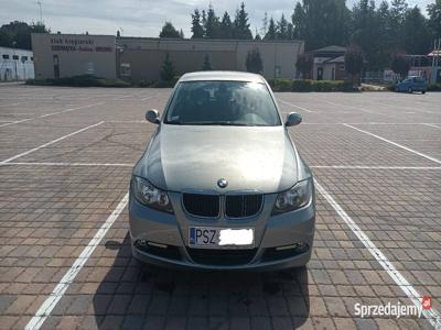 BMW E90 320i