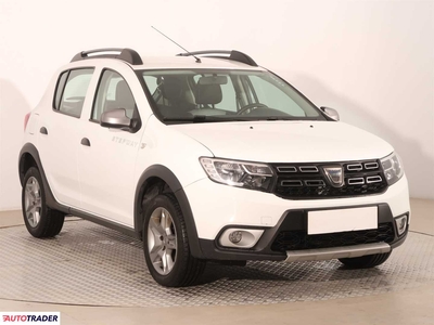 Dacia Sandero 0.9 88 KM 2019r. (Piaseczno)