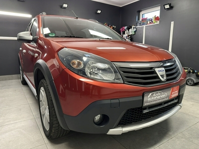 Dacia Sandero I Hatchback 5d 1.6 MPI 87KM 2010