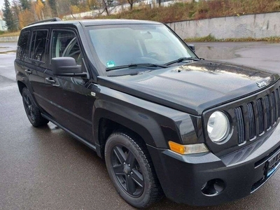 Jeep Patriot SUV 2.0 CRD DOHC 16v 140KM 2010