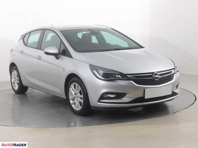 Opel Astra 1.6 108 KM 2017r. (Piaseczno)