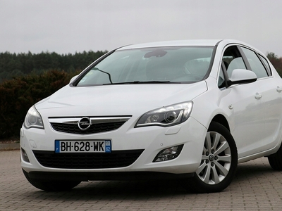 Opel Astra J Hatchback 5d 2.0 CDTI ECOTEC 160KM 2011