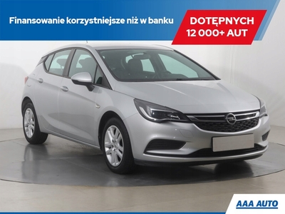 Opel Astra K Hatchback 5d 1.4 Turbo 125KM 2018