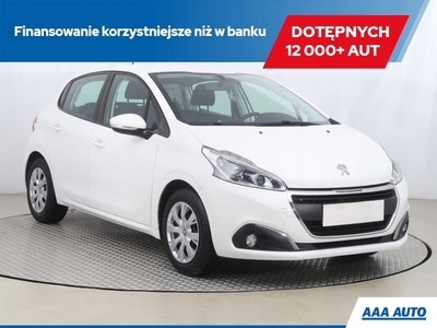 Peugeot 208 I Hatchback 5d Facelifting 1.2 PureTech 82KM 2016