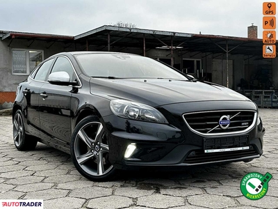 Volvo V40 2.0 diesel 190 KM 2014r. (Kutno)