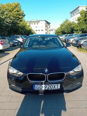 BMW Seria 3 318i