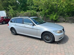 BMW Seria 3 320i Touring