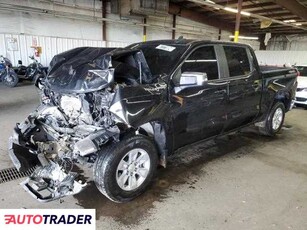 Chevrolet Silverado 5.0 benzyna 2021r. (DENVER)