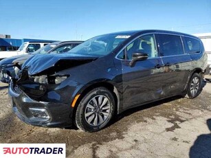 Chrysler Pacifica 3.0 hybrydowy 2022r. (WOODHAVEN)