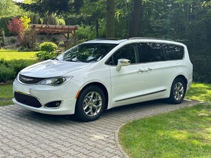 Chrysler Pacifica