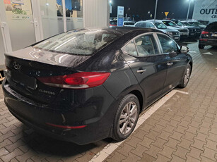 Hyundai Elantra 2018 1.6 CVVT 87151km Sedan