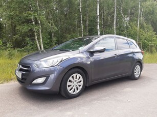 Hyundai i30 1.6 CRDi BlueDrive Classic +