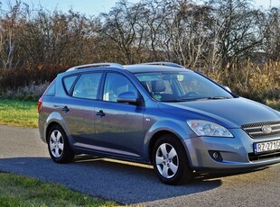 Kia Ceed Cee'd 1.4 Comfort +