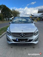 Mercedes b klasa stan idealny, 74tys. Km przebiegu udokumentowany z aso